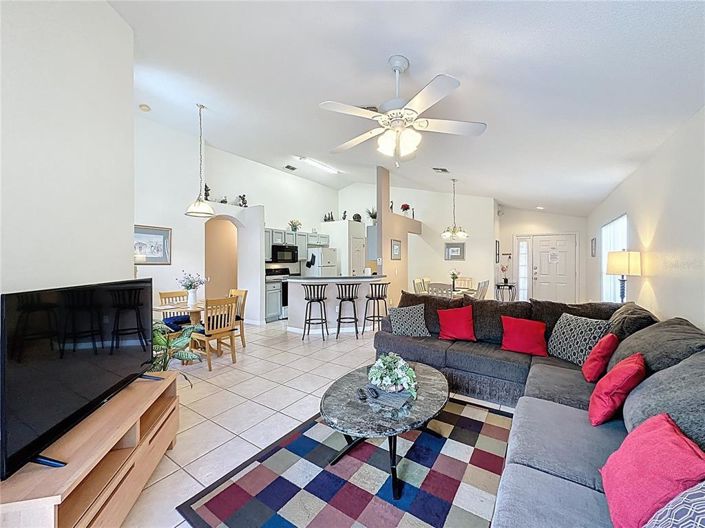 Image No.11-4 Bed House for sale