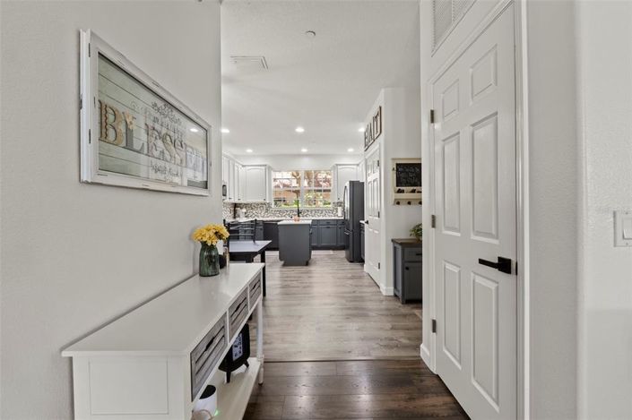 Image No.10-3 Bed Townhouse for sale