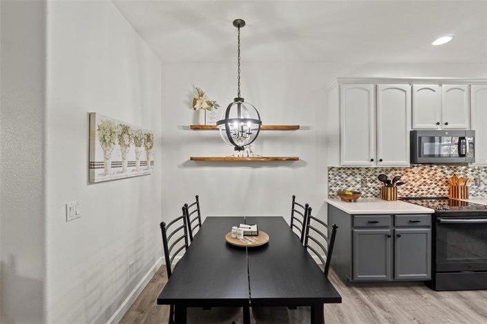 Image No.13-3 Bed Townhouse for sale