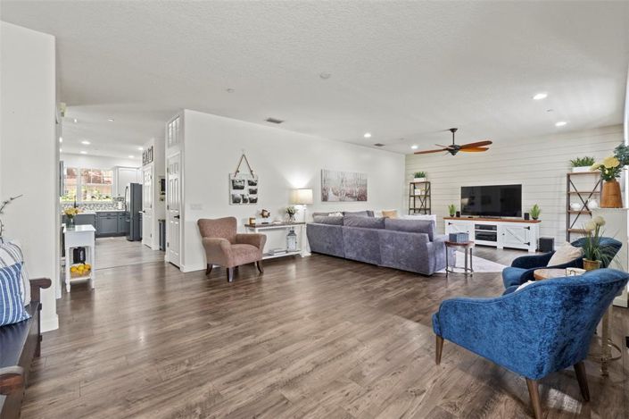 Image No.5-3 Bed Townhouse for sale