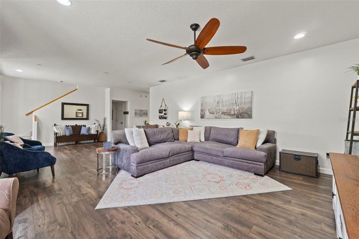 Image No.9-3 Bed Townhouse for sale