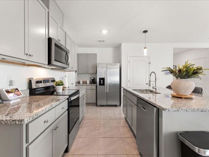 Image No.12-5 Bed House for sale