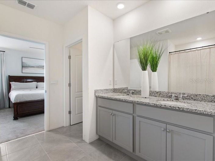 Image No.26-5 Bed House for sale