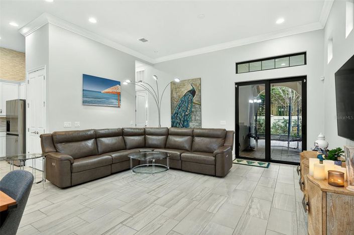 Image No.12-4 Bed House for sale