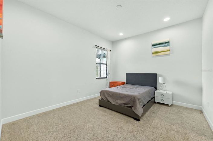 Image No.28-4 Bed House for sale