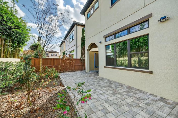 Image No.36-4 Bed House for sale