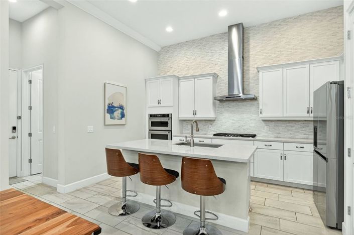 Image No.8-4 Bed House for sale