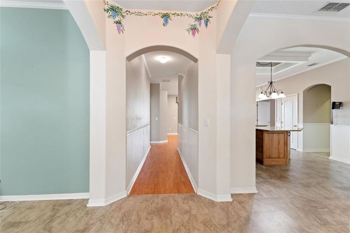 Image No.10-3 Bed House for sale