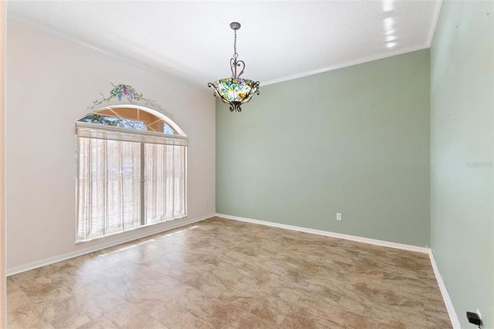 Image No.12-3 Bed House for sale