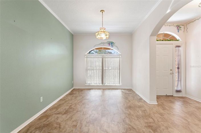 Image No.14-3 Bed House for sale