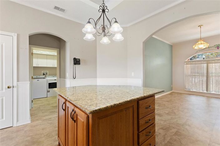 Image No.18-3 Bed House for sale