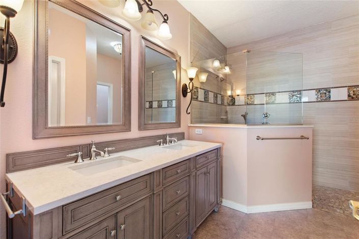 Image No.33-3 Bed House for sale