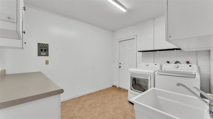 Image No.35-3 Bed House for sale