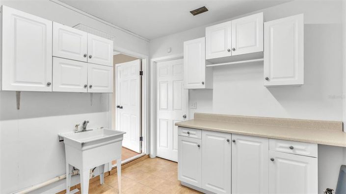 Image No.36-3 Bed House for sale