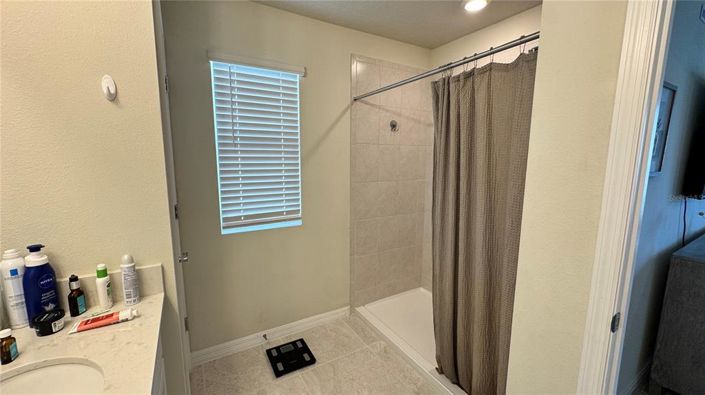 Image No.22-3 Bed Townhouse for sale