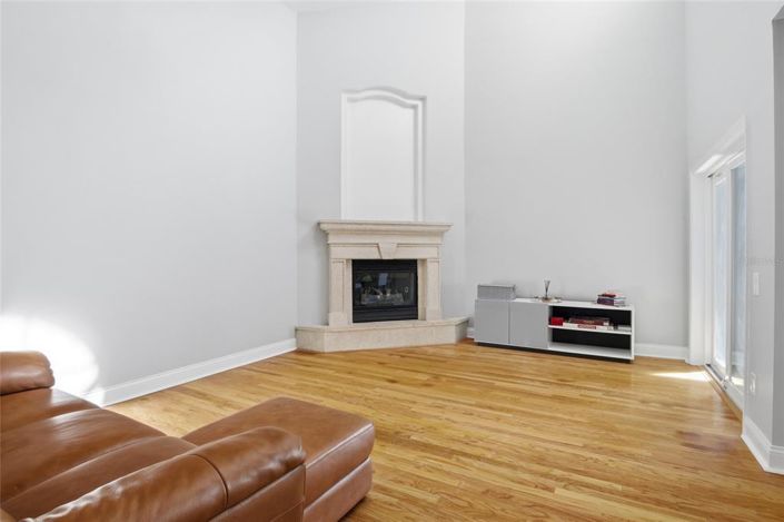 Image No.22-2 Bed House for sale