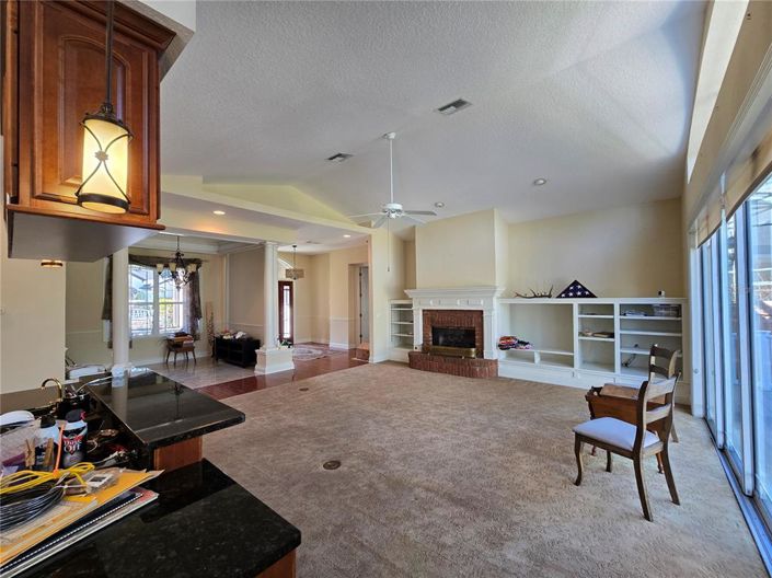 Image No.30-4 Bed House for sale