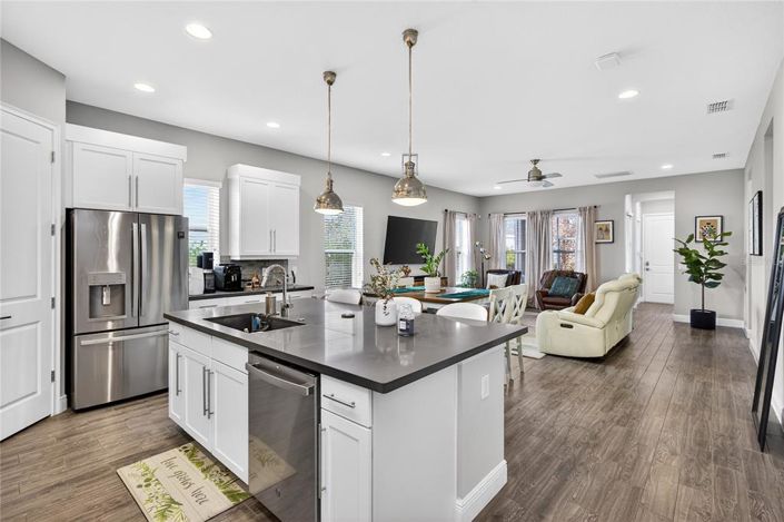 Image No.6-3 Bed House for sale