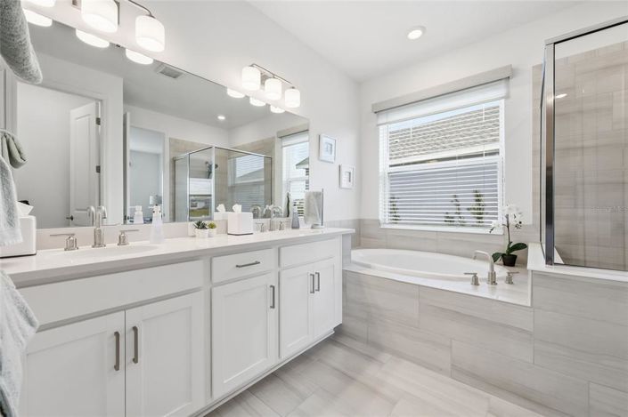 Image No.13-4 Bed House for sale