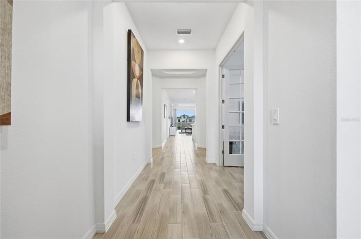 Image No.16-4 Bed House for sale