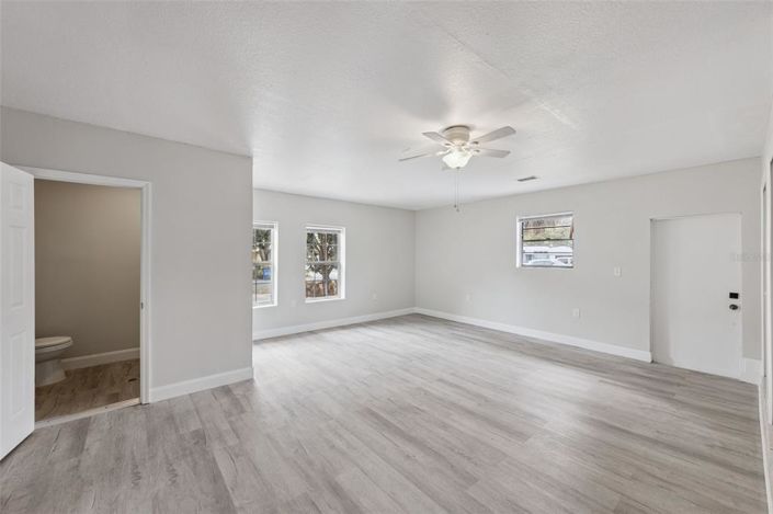 Image No.49-5 Bed House for sale