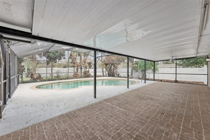 Image No.59-5 Bed House for sale