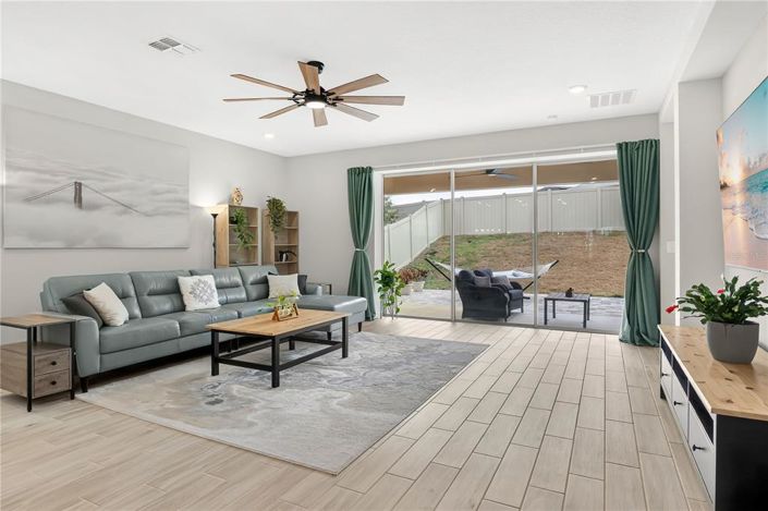 Image No.6-Maison de 4 chambres à vendre à Saint John