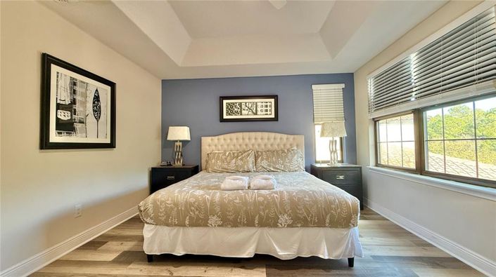 Image No.23-4 Bed Townhouse for sale