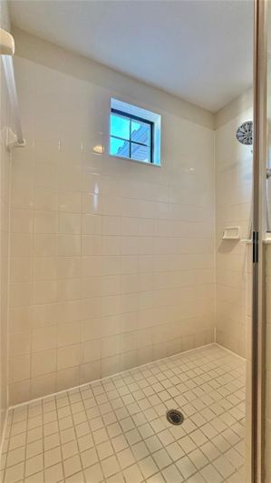 Image No.30-4 Bed Townhouse for sale