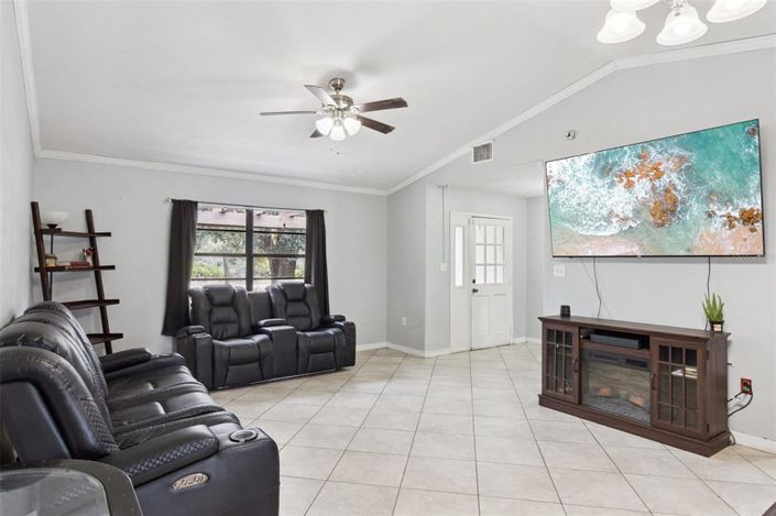 Image No.5-3 Bed House for sale