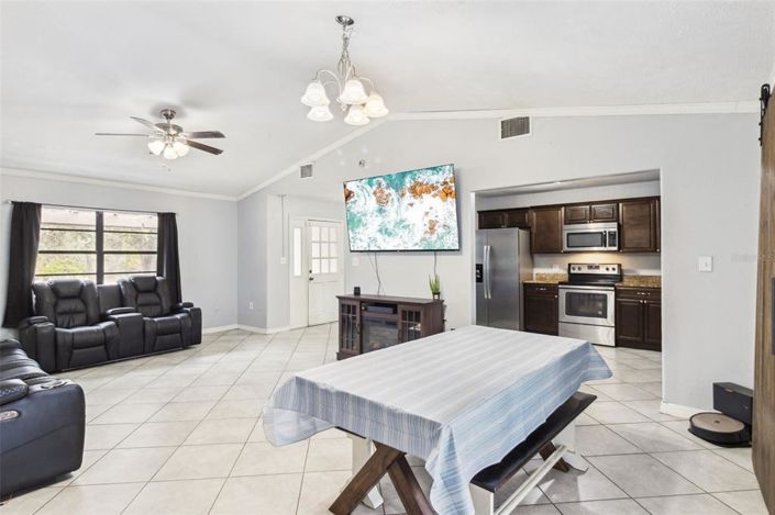 Image No.7-3 Bed House for sale