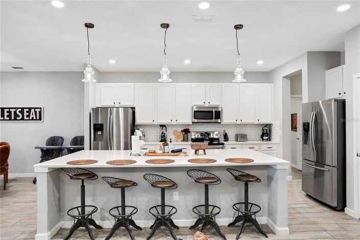 Image No.11-15 Bed House for sale