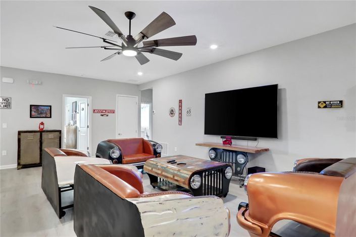 Image No.29-15 Bed House for sale