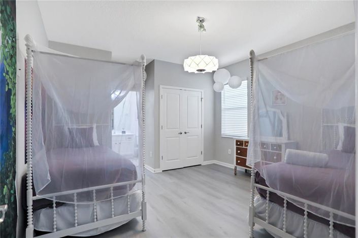 Image No.31-15 Bed House for sale