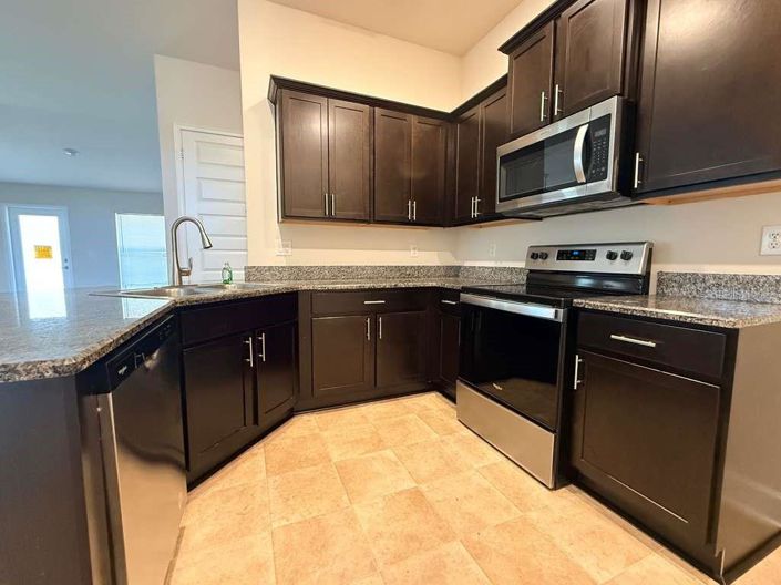 Image No.12-Maison de 4 chambres à vendre à Saint John