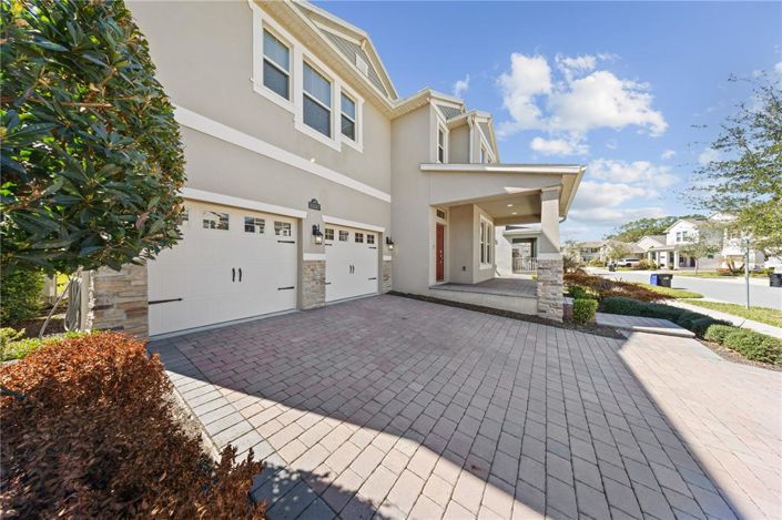 Image No.20-4 Bed House for sale