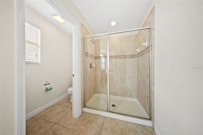 Image No.38-5 Bed House for sale