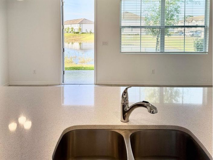 Image No.9-Maison de ville de 3 chambres à vendre à Saint John