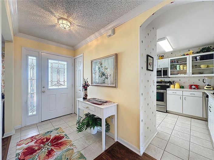 Image No.2-2 Bed House for sale