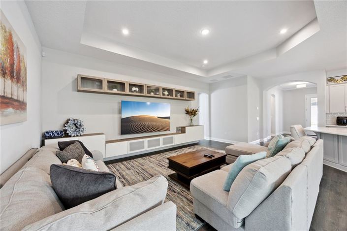 Image No.17-3 Bed House for sale