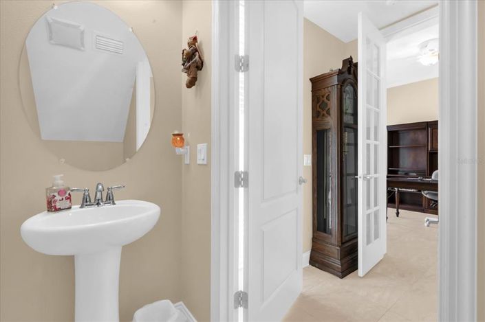 Image No.25-3 Bed House for sale