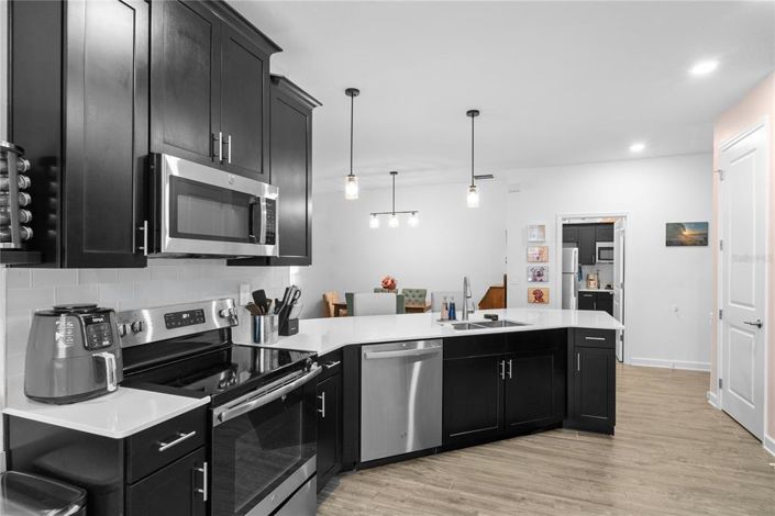 Image No.11-4 Bed House for sale