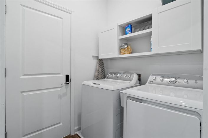 Image No.12-4 Bed House for sale