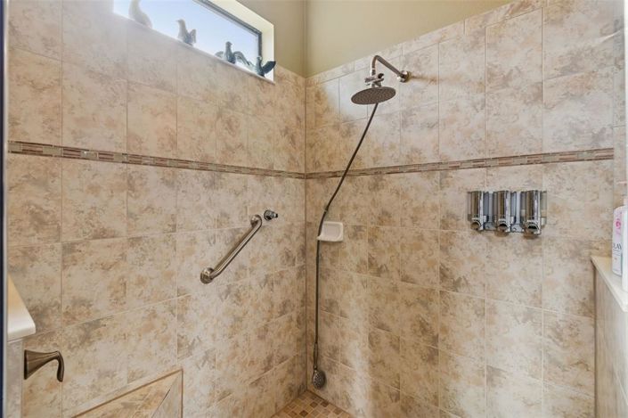 Image No.32-3 Bed House for sale