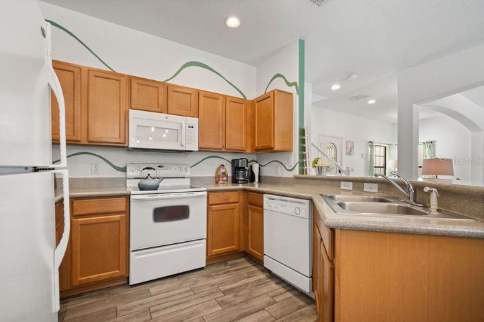 Image No.24-4 Bed House for sale