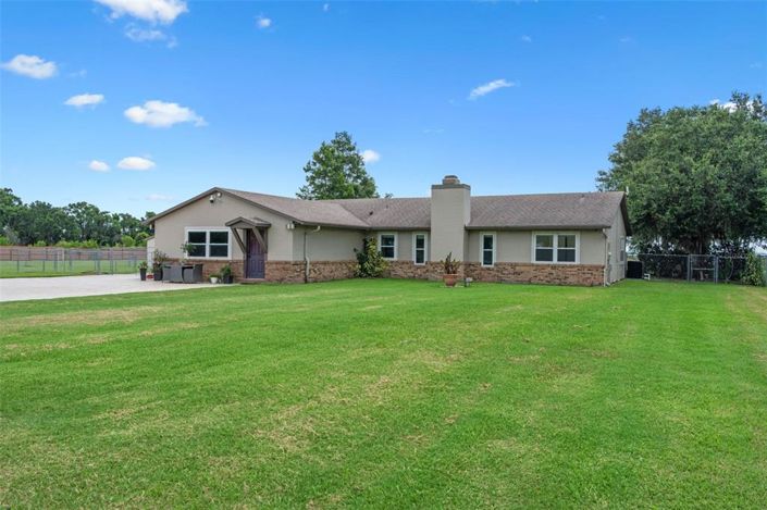 Image No.11-3 Bed House for sale