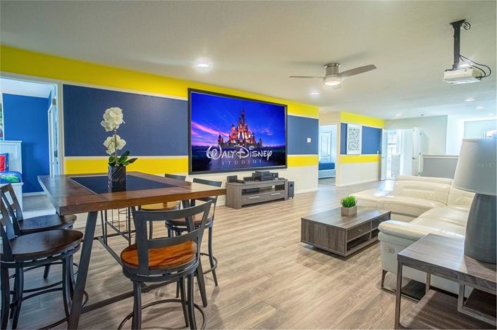 Image No.32-8 Bed House for sale