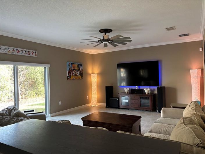 Image No.18-5 Bed House for sale