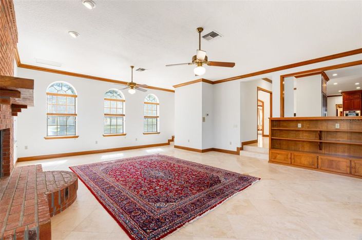 Image No.27-5 Bed House for sale