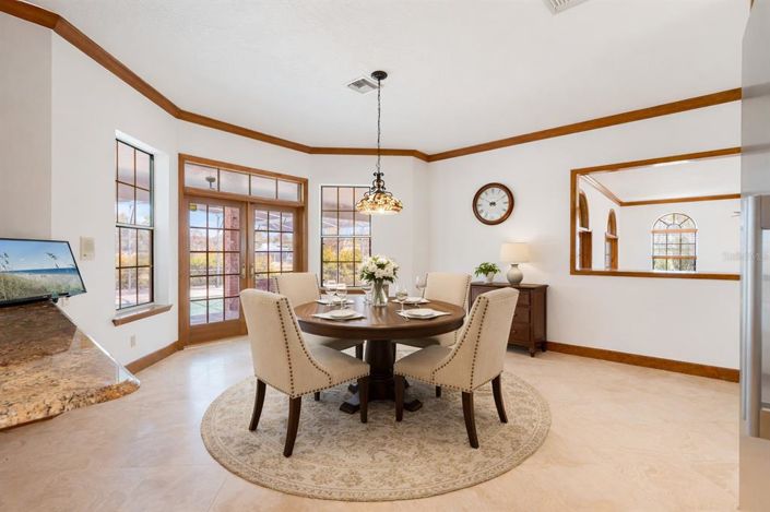 Image No.31-5 Bed House for sale